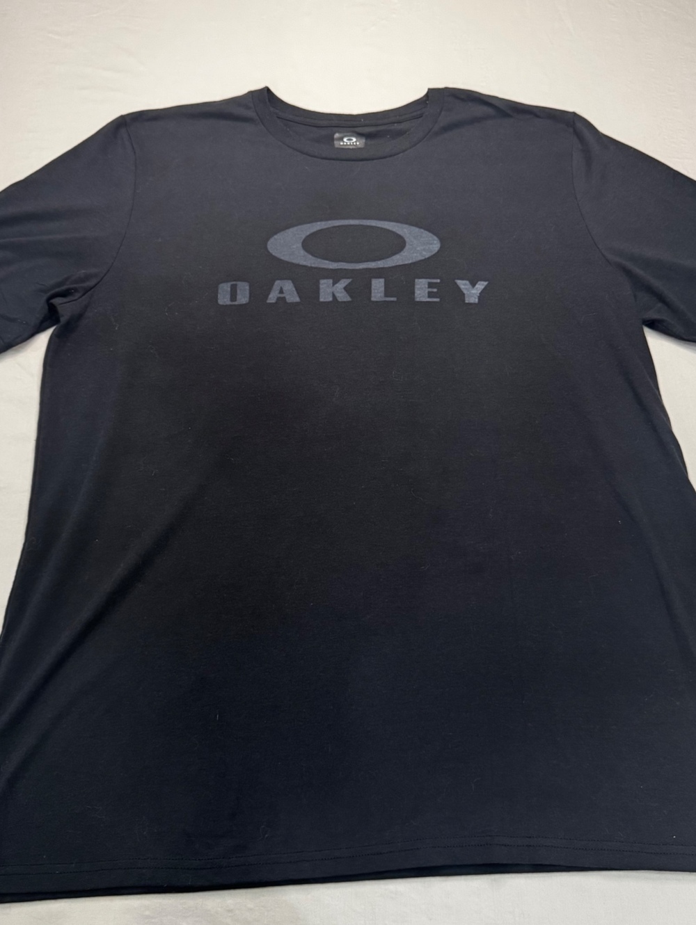 Oakley Men’s 2XL Black Logo T Shirt Hydrolix Performance Athletic Sport